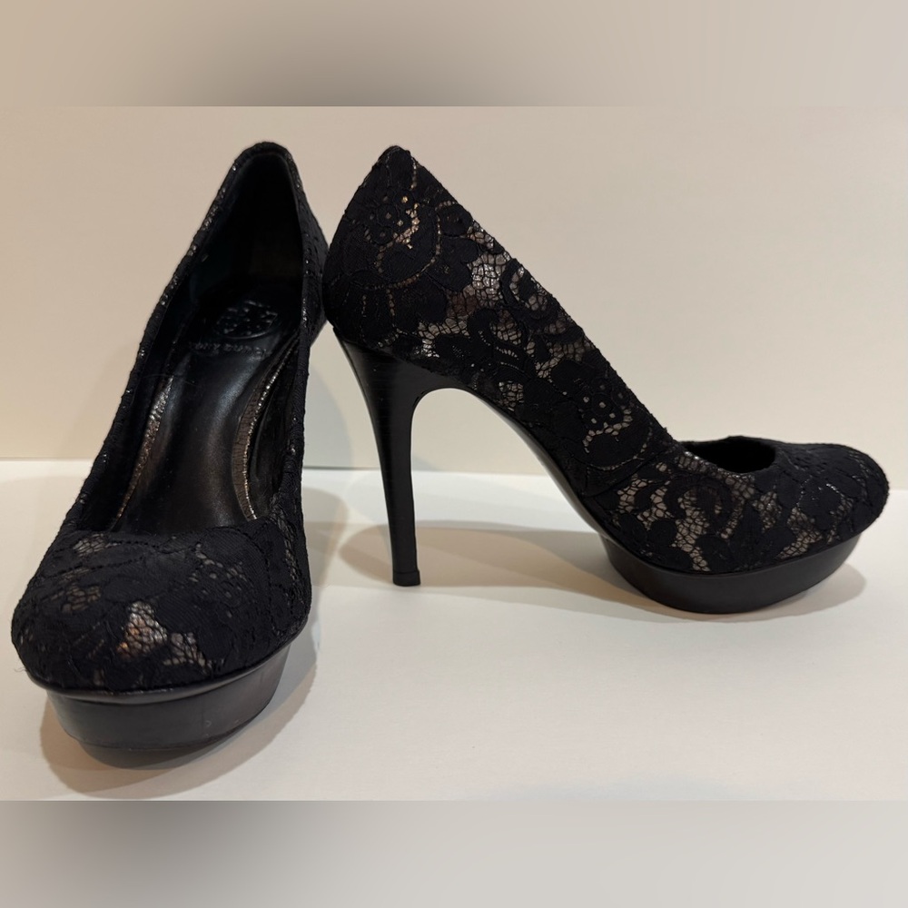 Tory Burch Black Leather Floral Lace Fabric Platform Stiletto Size 6.5